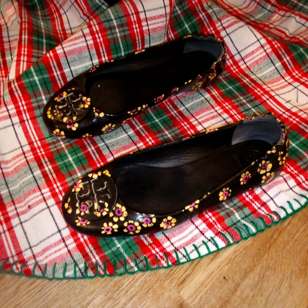 Tory Burch sandals size ,8 in half